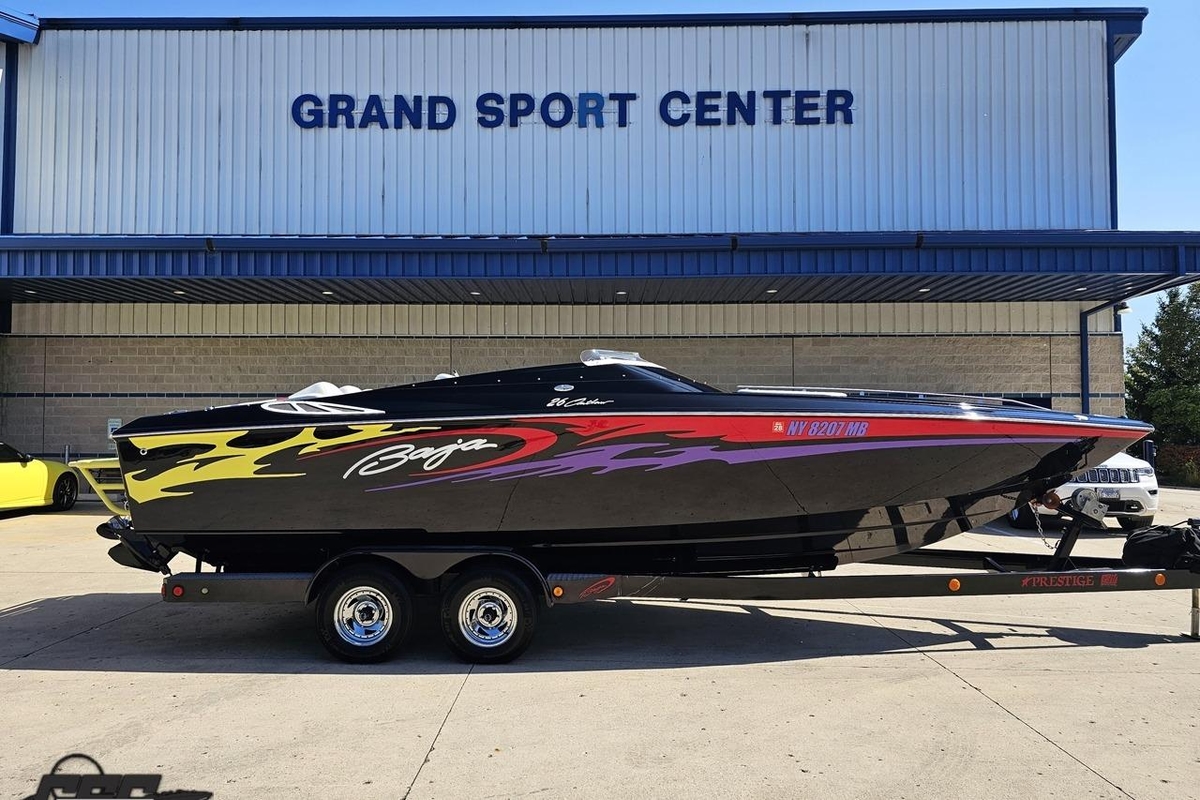 2005 Baja 25 Outlaw - Sold Boat