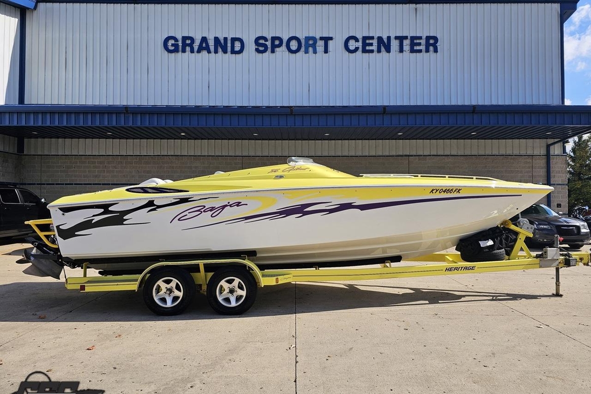 2005 Baja 25 Outlaw - Sold Boat