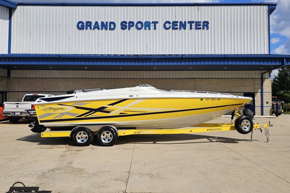 2008 Baja 26 Outlaw - Sold Boat