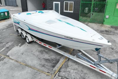 BOATZON | Baja 29 Outlaw 1999 BOATZON | Baja 29 Outlaw 1999