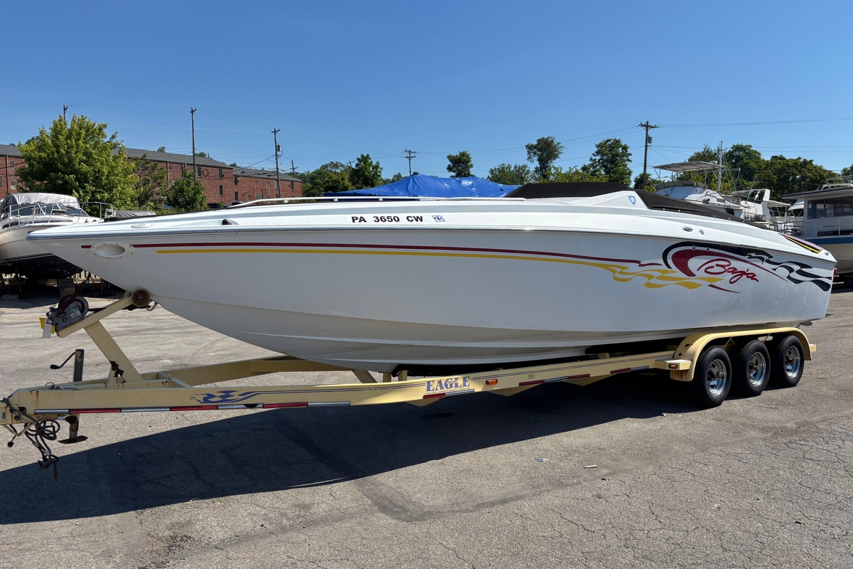 2004 Baja 30 Outlaw - Sold Boat