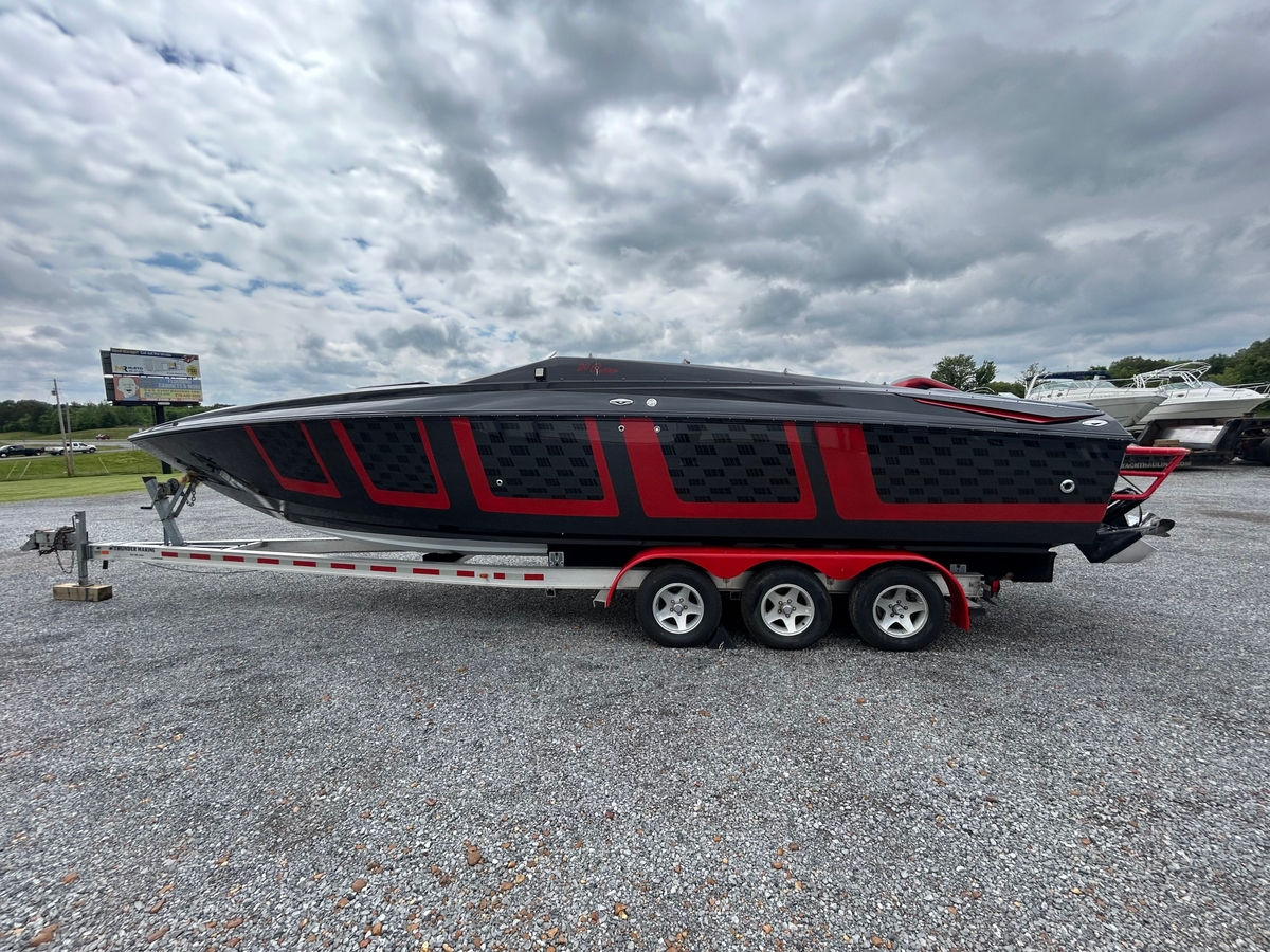 2006 Baja 30 Outlaw - Sold Boat