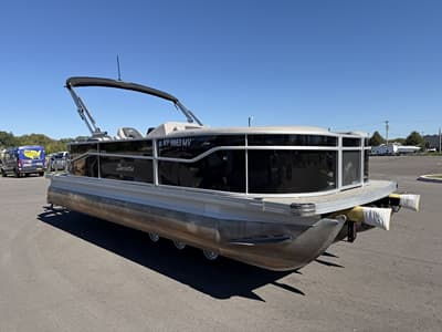 BOATZON | Barletta Boats A22QC TripleToon 2026