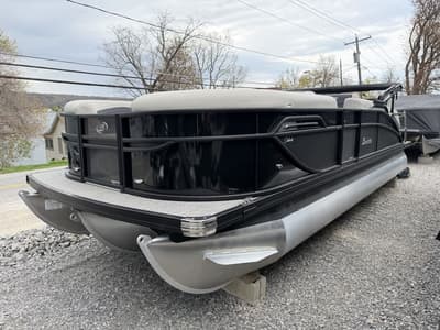 BOATZON | Barletta Boats C22M TripleToon 2026 BOATZON | Barletta Boats C22M TripleToon 2026