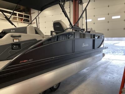 BOATZON | Barletta Boats C22UC TripleToon 2026 BOATZON | Barletta Boats C22UC TripleToon 2026