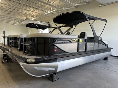 BOATZON | Barletta Boats C22UC TripleToon 2026