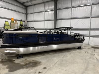 BOATZON | Barletta Boats Cabrio 24UE 2026