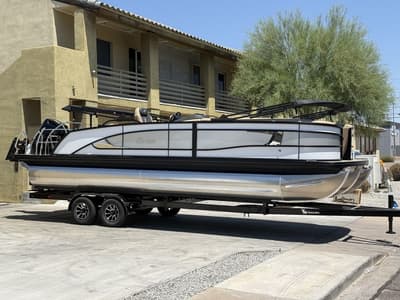 BOATZON | Barletta Boats L25UC 2026