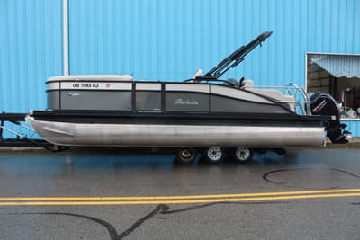 BOATZON | Barletta Cabrio 22 UC 2022