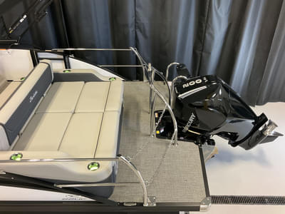 BOATZON | Barletta Cabrio 22 UC 2026