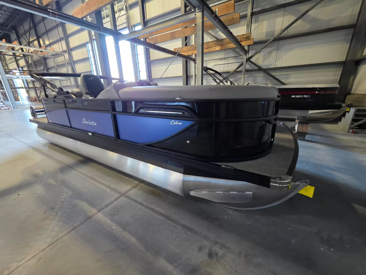 2027 Barletta Cabrio 22QC - Sold Boat