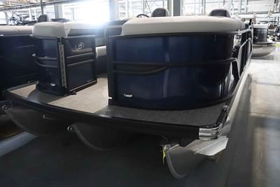 BOATZON | Barletta Cabrio 22UC 2025 BOATZON | Barletta Cabrio 22UC 2025
