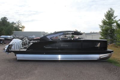 BOATZON | Barletta Lusso 23UCA 2026