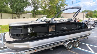 BOATZON | Barletta Lusso 25UE 2027 BOATZON | Barletta Lusso 25UE 2027