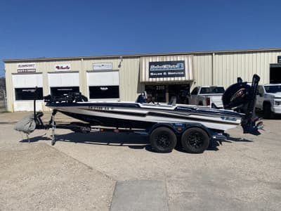 BOATZON | Bass Cat Boats Caracal STS 20 2025