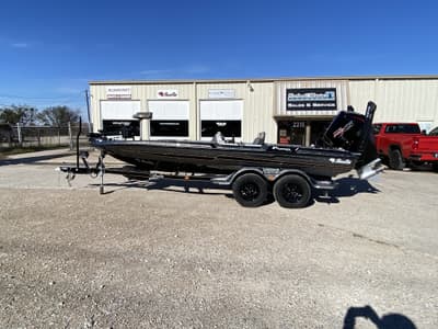 BOATZON | Bass Cat Boats PUMA STS 2026