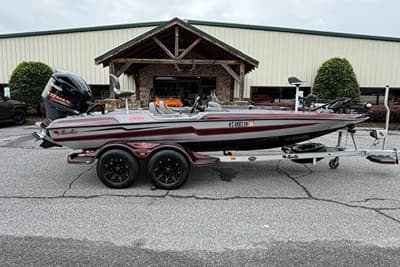 BOATZON | Bass Cat Caracal 2018