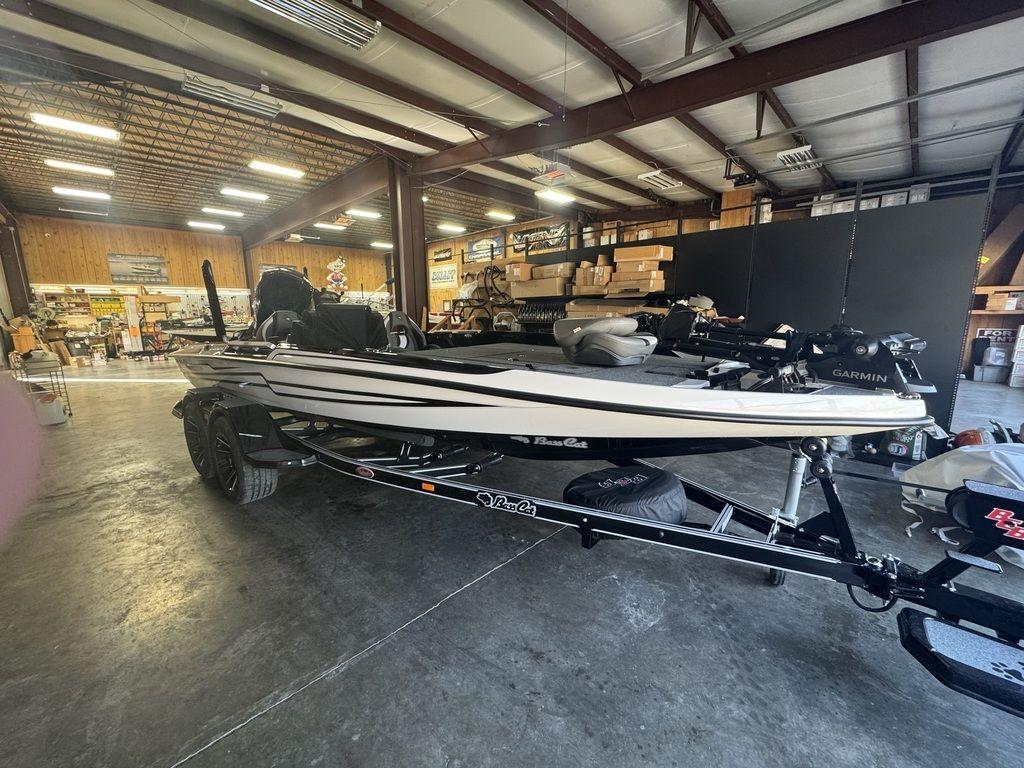 2025 Bass Cat Caracal STS - Sold Boat