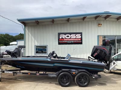 BOATZON | Bass Cat Caracal STS 2025 BOATZON | Bass Cat Caracal STS 2025