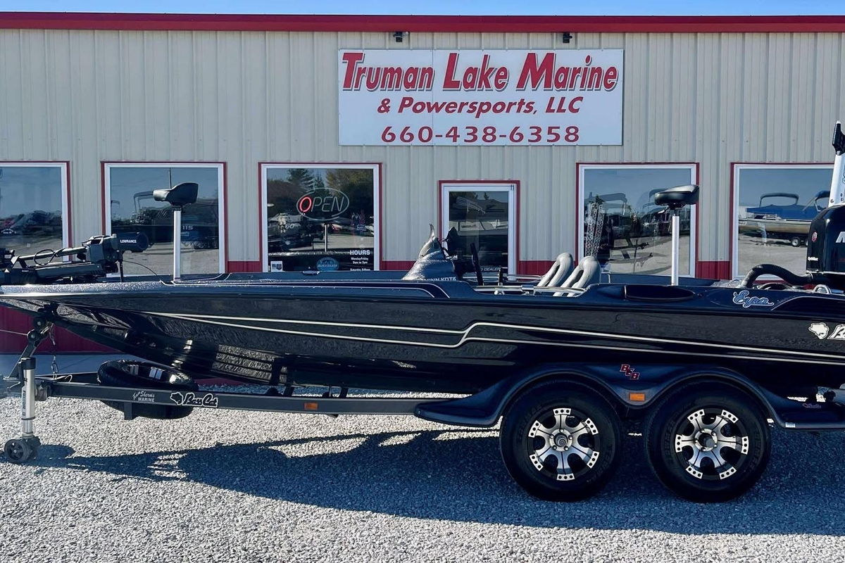 2014 Bass Cat Eyra - Sold Boat