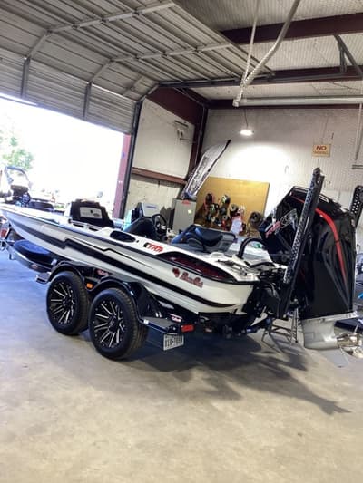BOATZON | Bass Cat Eyra 2025