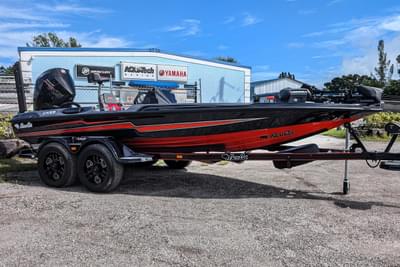 BOATZON | Bass Cat Eyra SP 2026