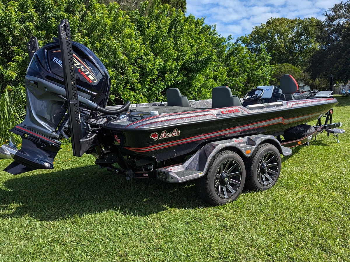2026 Bass Cat Lynx STS - Sold Boat