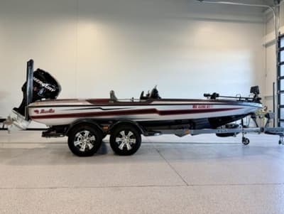 BOATZON | Bass Cat PUMA FTD 2012