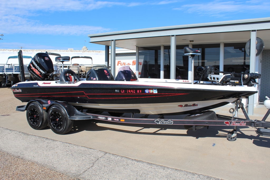 2016 Bass Cat Puma FTD - Sold Boat
