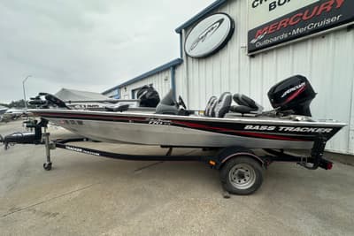 BOATZON | Bass Tracker Pro 17 2006