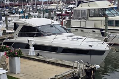 BOATZON | Bavaria 360 Sport HT 2015 BOATZON | Bavaria 360 Sport HT 2015