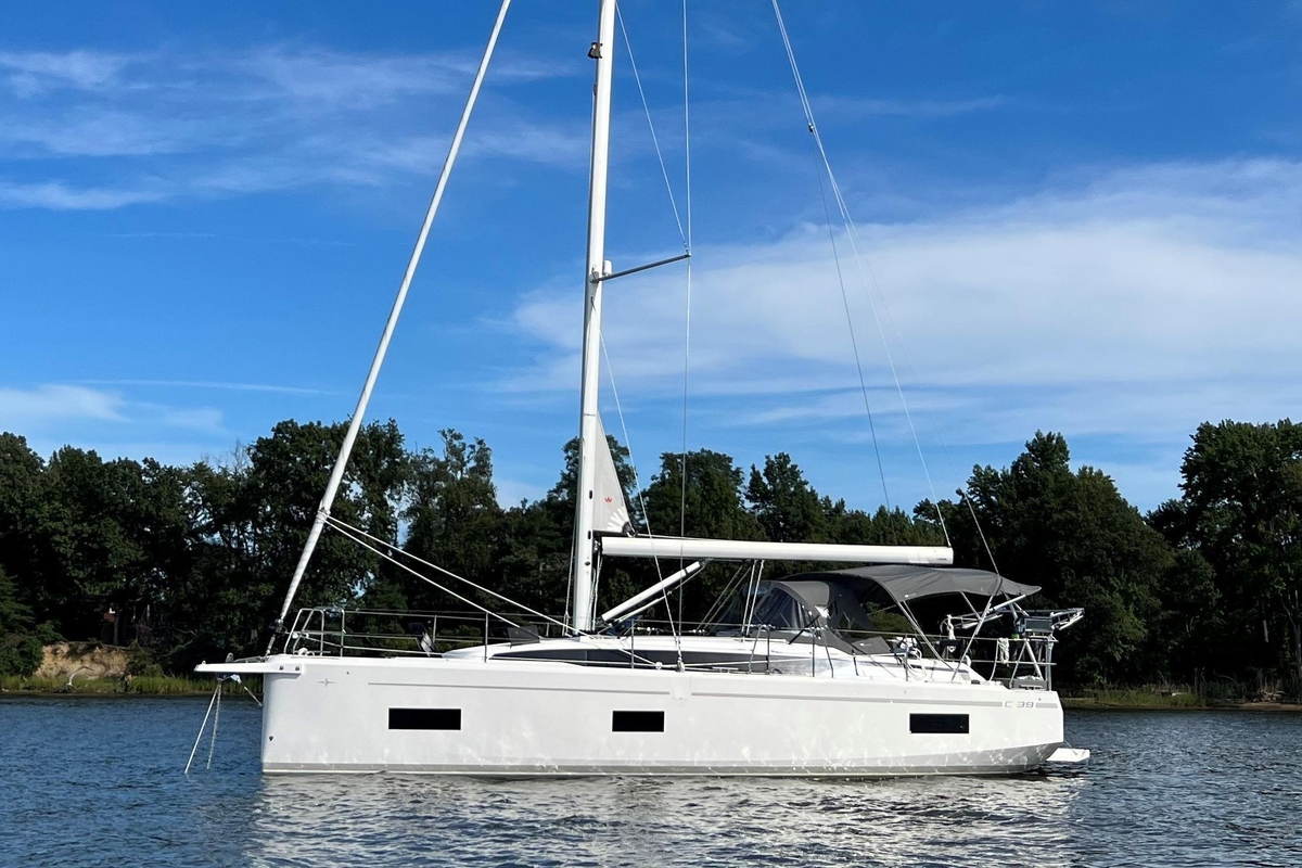 2022 Bavaria C38 - Sold Boat