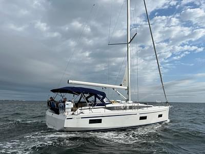 BOATZON | Bavaria C42 2023 BOATZON | Bavaria C42 2023
