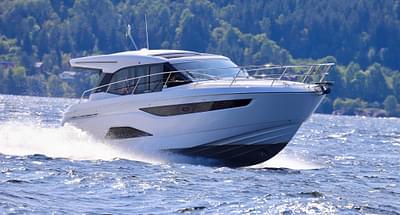 BOATZON | Bavaria R40 Coupe 2023 BOATZON | Bavaria R40 Coupe 2023
