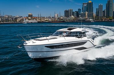BOATZON | Bavaria SR36 2024 BOATZON | Bavaria SR36 2024