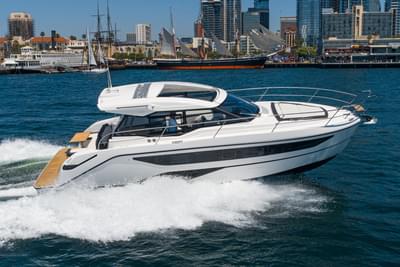 BOATZON | Bavaria SR38 2024 BOATZON | Bavaria SR38 2024