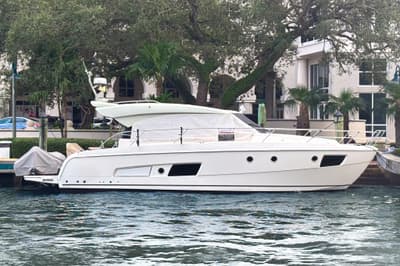 BOATZON | Bavaria Virtess 420 Coupe 2015