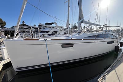 BOATZON | Bavaria Vision 46 2013
