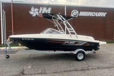 BOATZON | Bayliner 175 Bowrider 2015