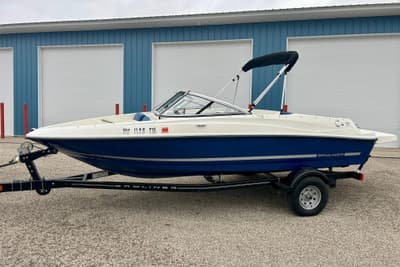 BOATZON | Bayliner 175 Bowrider 2016 BOATZON | Bayliner 175 Bowrider 2016