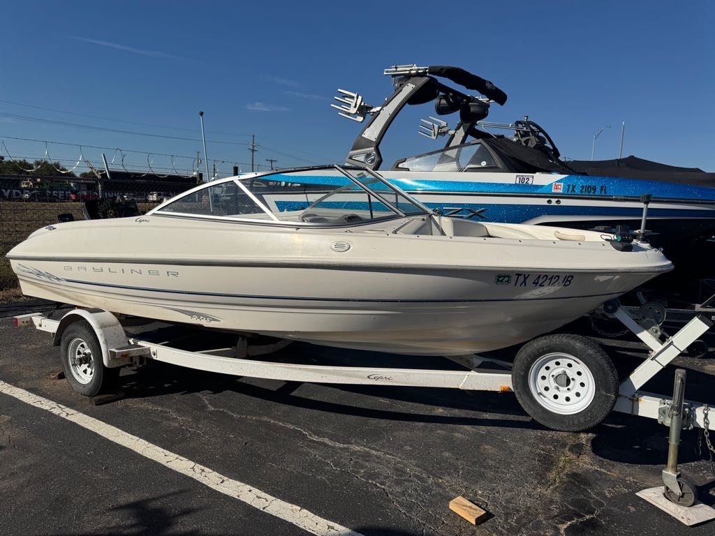 1998 Bayliner Bayliner 1750 Capri 1998 - Sold Boat
