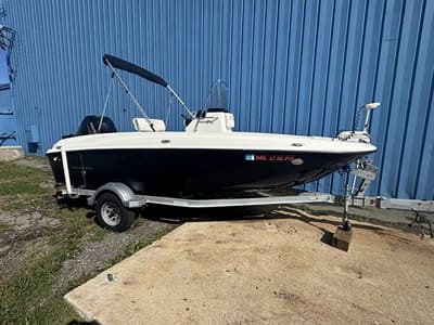 BOATZON | Bayliner 18 EF CC 2017
