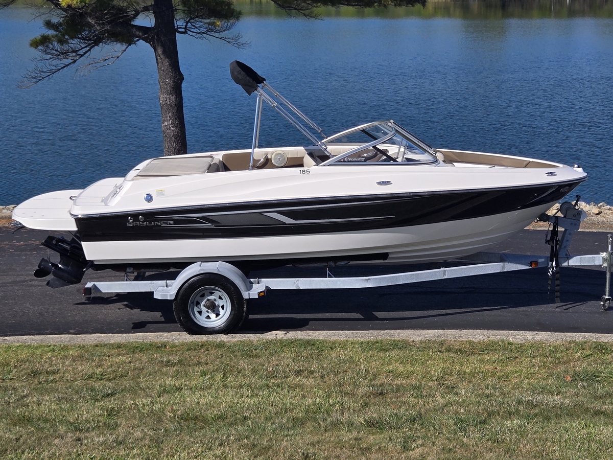 2015 Bayliner Bayliner 185 Bowrider 2015 - Sold Boat