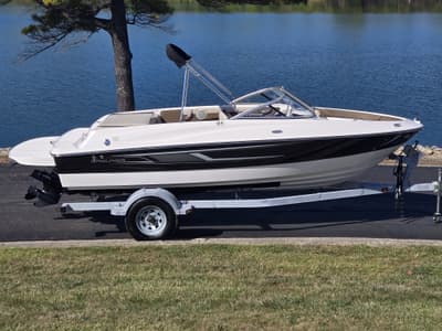 BOATZON | Bayliner 185 Bowrider 2015