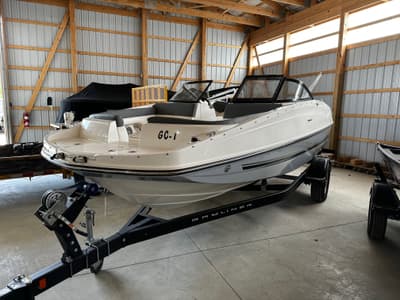 BOATZON | Bayliner 190 Deck Boat 2017