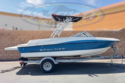 BOATZON | Bayliner 195 Bowrider 2012