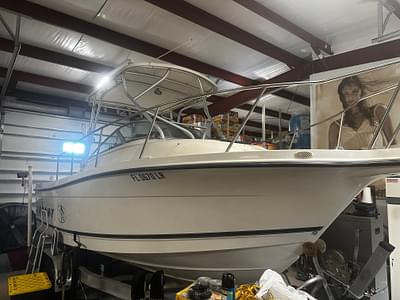 BOATZON | Bayliner 2052 Trophy Walkaround 2000 BOATZON | Bayliner 2052 Trophy Walkaround 2000