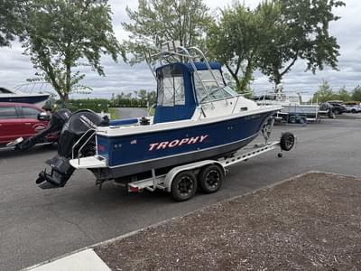 BOATZON | Bayliner 2102 Trophy 2008
