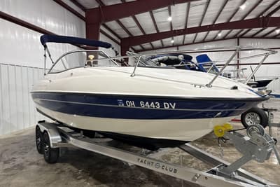 BOATZON | Bayliner 212 2005