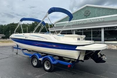 BOATZON | Bayliner 217 Deck Boat 2006 BOATZON | Bayliner 217 Deck Boat 2006